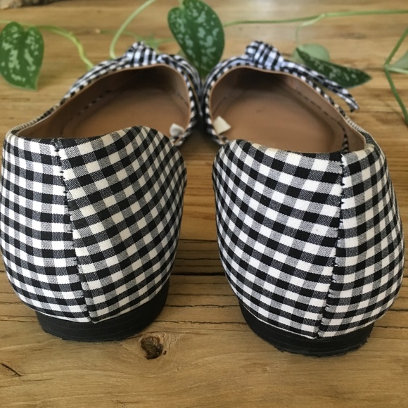 Cute monochrome gingham pointy flats - Picture 3 of 6